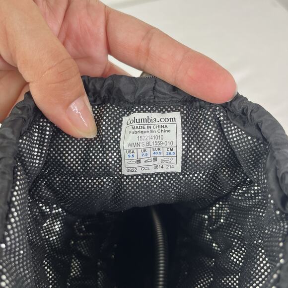 Columbia Winter Boots style 1559-010 black suede quilted mid-calf insulated 9.5 - Picture 7 of 10